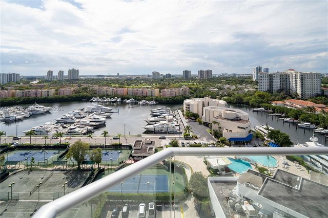 19707 Turnberry Way 18C, Aventura, FL 33180