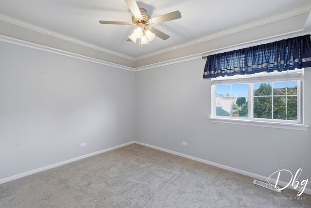 60 W Dahlia Lane, Round Lake Beach, IL 60073