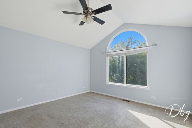 60 W Dahlia Lane, Round Lake Beach, IL 60073