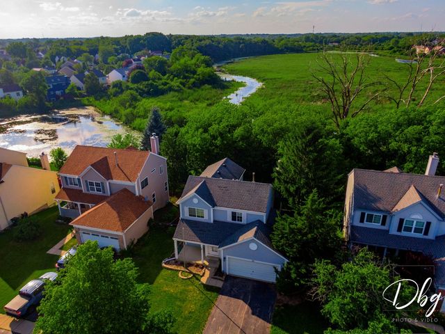 60 W Dahlia Lane, Round Lake Beach, IL 60073