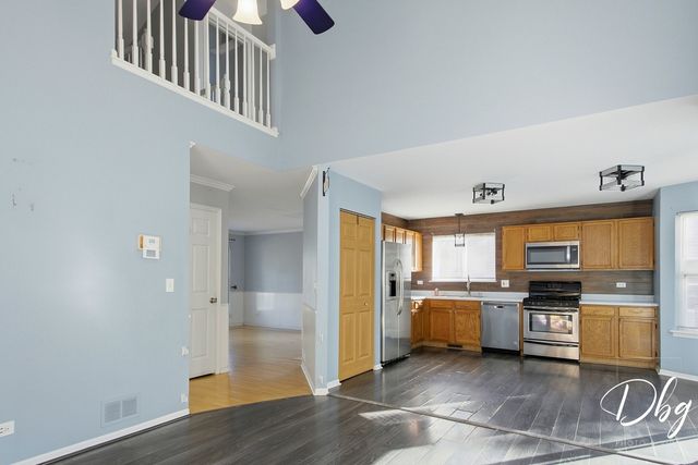 60 W Dahlia Lane, Round Lake Beach, IL 60073