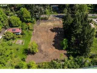 16855 Se Oatfield Rd, Milwaukie, OR 97267