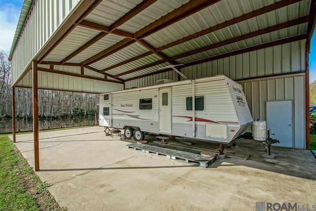 23340 Chene Blanc Ln, Maurepas, LA 70449