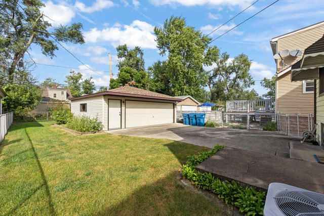 14918 Hamlin Avenue, Midlothian, IL 60445