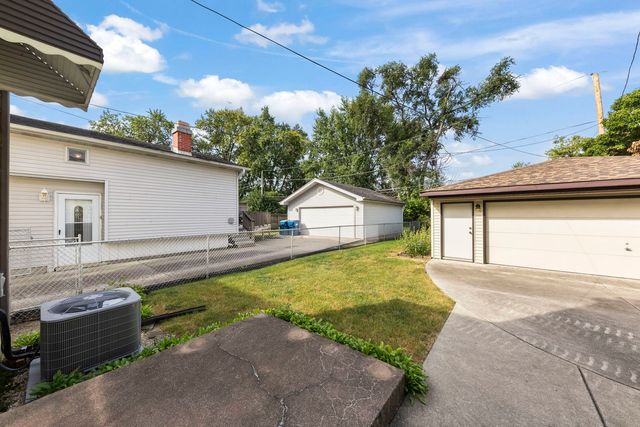 14918 Hamlin Avenue, Midlothian, IL 60445