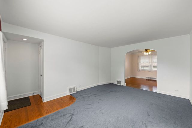 14918 Hamlin Avenue, Midlothian, IL 60445