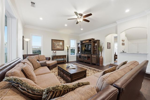 3900 Galleon, Galveston, TX 77554