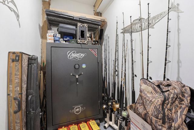 3900 Galleon, Galveston, TX 77554