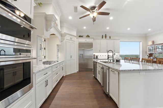 3900 Galleon, Galveston, TX 77554