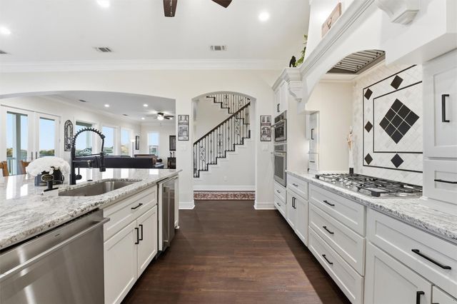 3900 Galleon, Galveston, TX 77554