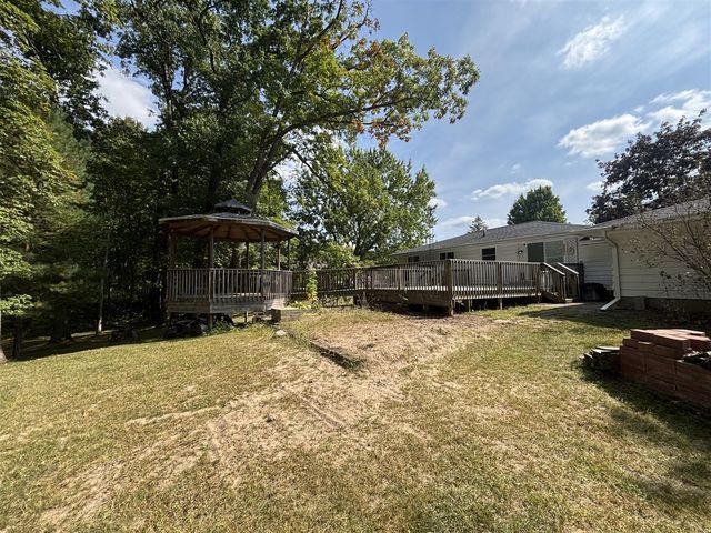 3200 W Long Lake Road, Orleans, MI 48865