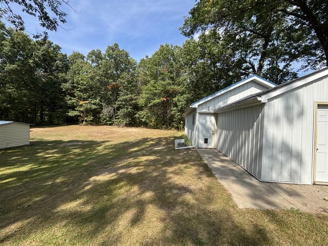 3200 W Long Lake Road, Orleans, MI 48865