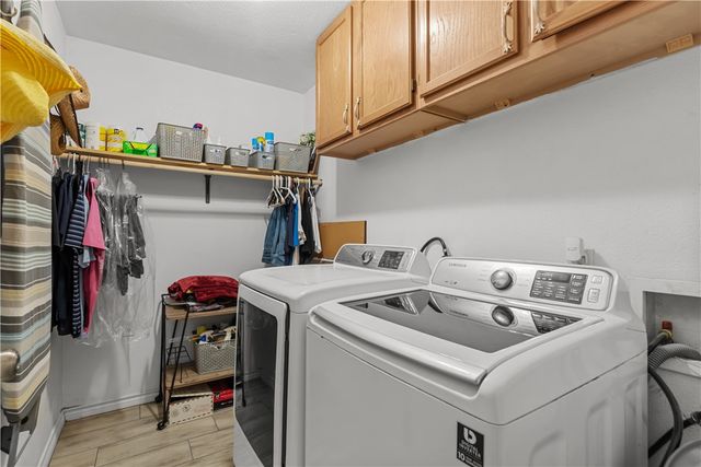 6721 Tudor Dr, Corpus Christi, TX 78414