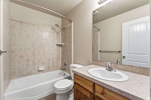 3533 N REMUDA DR, Farr West, UT 84404