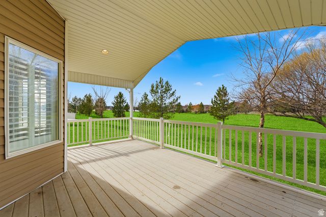 3533 N REMUDA DR, Farr West, UT 84404