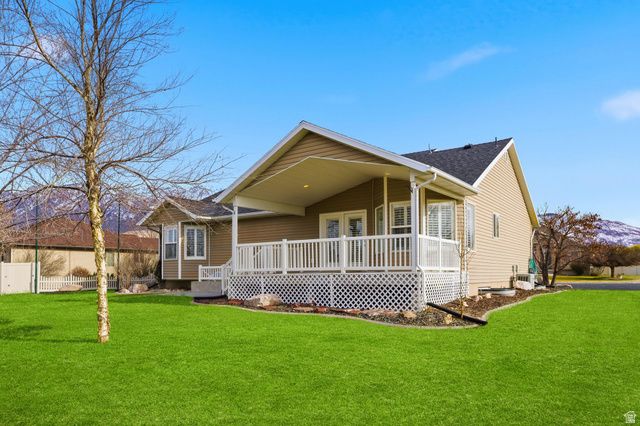3533 N REMUDA DR, Farr West, UT 84404
