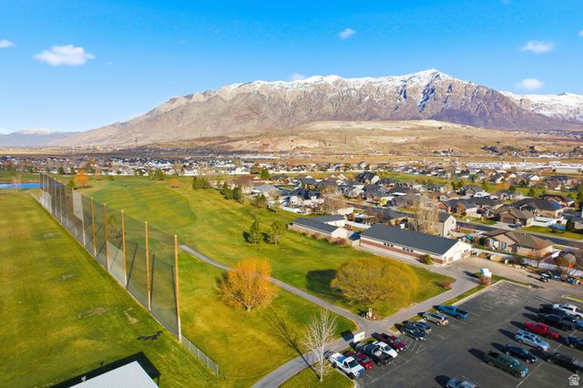 3533 N REMUDA DR, Farr West, UT 84404