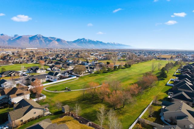 3533 N REMUDA DR, Farr West, UT 84404