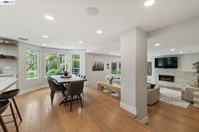 2642 Corte Vida, Pleasanton, CA 94566