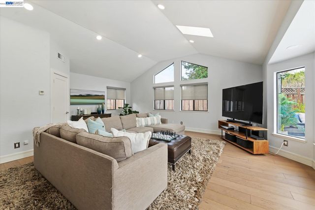 2642 Corte Vida, Pleasanton, CA 94566