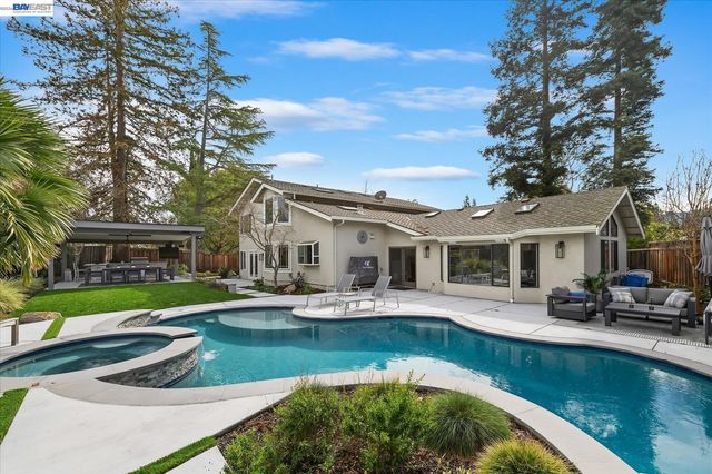 2642 Corte Vida, Pleasanton, CA 94566