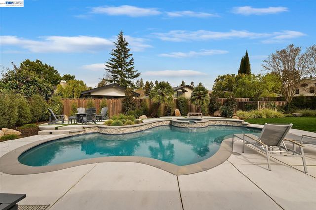 2642 Corte Vida, Pleasanton, CA 94566