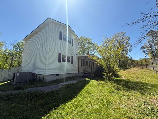 103 Schmitt Lane, Rossville, GA 30741