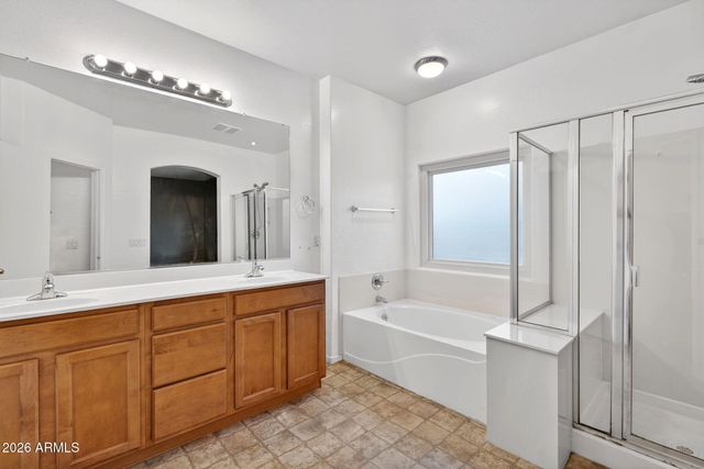 1274 E HAROLD Drive, San Tan Valley, AZ 85140