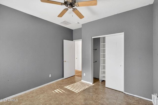1274 E HAROLD Drive, San Tan Valley, AZ 85140