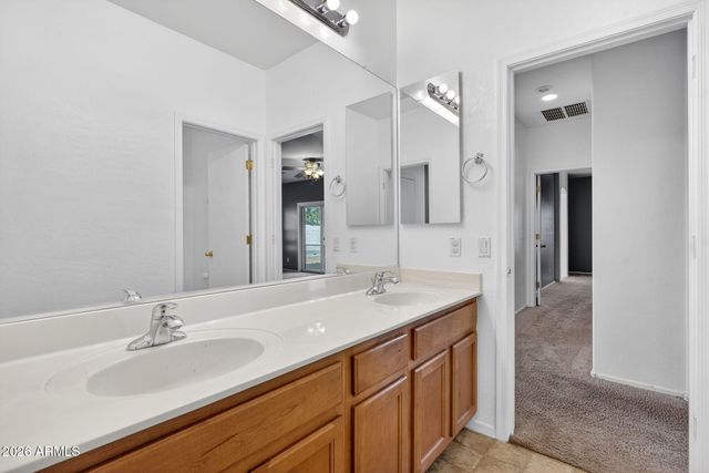 1274 E HAROLD Drive, San Tan Valley, AZ 85140