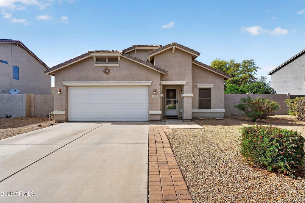 1274 E HAROLD Drive, San Tan Valley, AZ 85140