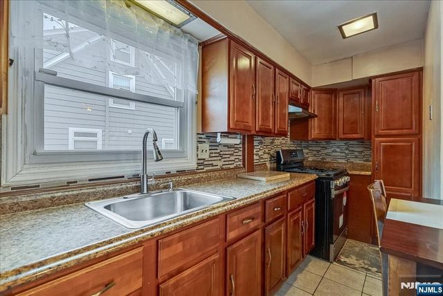 15 Belle Terre Road, West Orange, NJ 07052