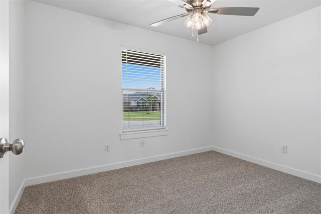 17601 Knox Farm Road, Edmond, OK 73012