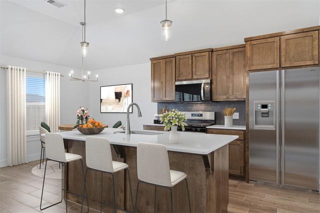 17601 Knox Farm Road, Edmond, OK 73012