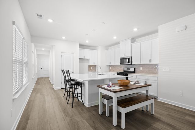 1113 Lauryn Oak Loop, Longs, SC 29568