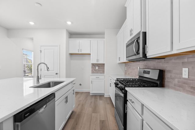 1113 Lauryn Oak Loop, Longs, SC 29568