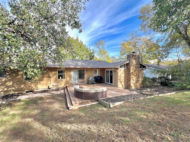 3129 Ranger Drive, Lawrence, KS 66049