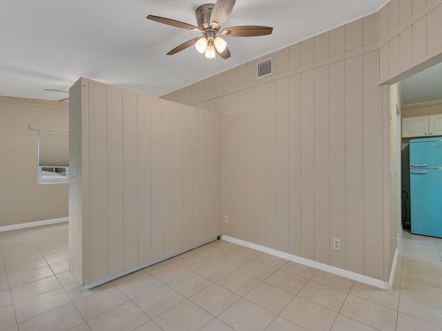 6425 4th Place, Vero Beach, FL 32968