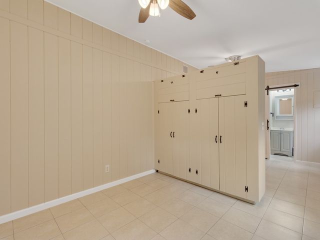 6425 4th Place, Vero Beach, FL 32968