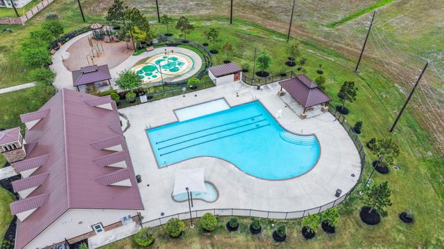 2827 Intrepid Trail, Rosenberg, TX 77471