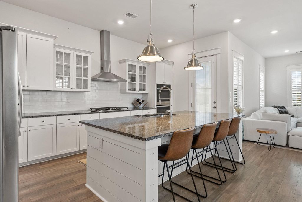 Image 14 of property listing at 2410 Lieutenant Dozier Drive, Johns Island, SC 29455