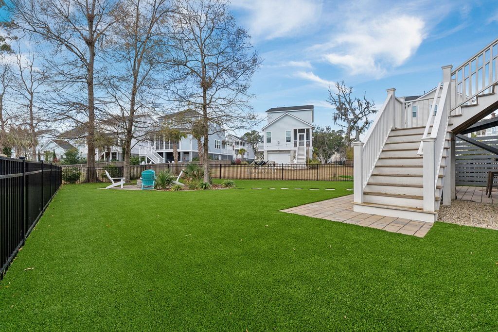 Image 40 of property listing at 2410 Lieutenant Dozier Drive, Johns Island, SC 29455