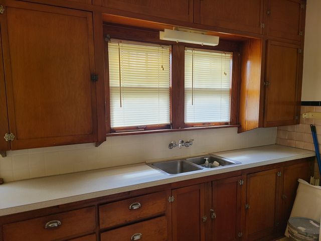 3117 Chicago Road, Steger, IL 60475