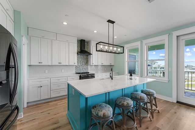 4121 Pointe West Drive 302, Galveston, TX 77554