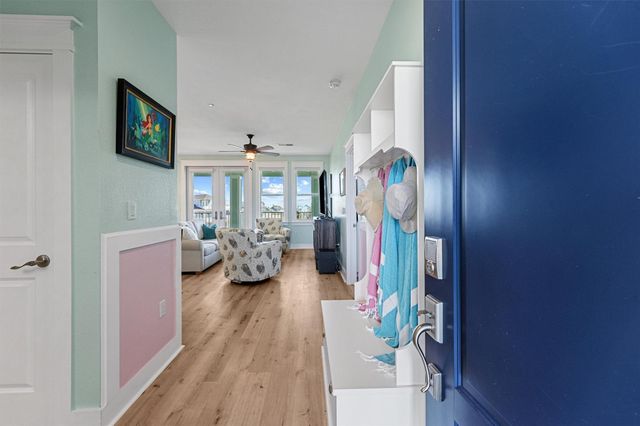 4121 Pointe West Drive 302, Galveston, TX 77554