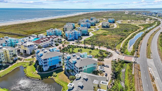 4121 Pointe West Drive 302, Galveston, TX 77554