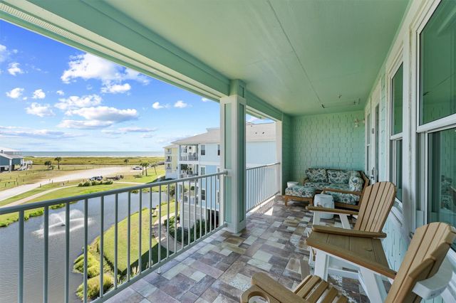 4121 Pointe West Drive 302, Galveston, TX 77554
