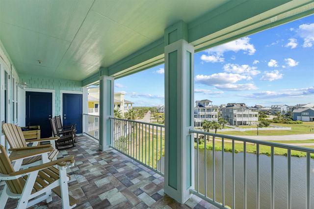 4121 Pointe West Drive 302, Galveston, TX 77554
