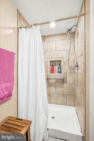 224 S SWARTHMORE AVE, Ridley Park, PA 19078