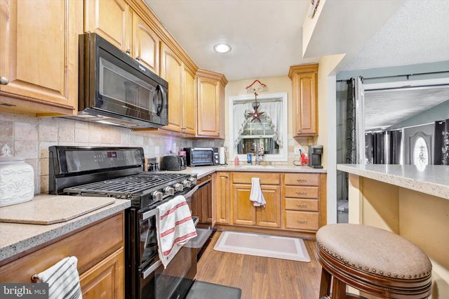 224 S SWARTHMORE AVE, Ridley Park, PA 19078